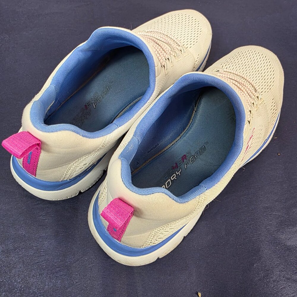 Skechers Slip-On Sneakers Women’s 8.5 Memory Foam - Picture 9 of 10